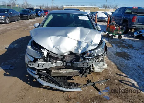 2018 Chevrolet Cruze Ls Auto z USA, uszkodzony, nr VIN 1G1BC5SM7J7243772